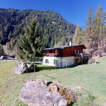 Magnifique Chalet Typique De 26 Couchages A Zinal - Grimentz Dans Le Valais Ayer