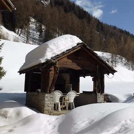 Magnifique Chalet Typique De 26 Couchages A Zinal - Grimentz Dans Le Valais Ayer