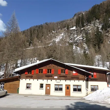 Chalet Magnifique Chalet Typique De 26 Couchages A Zinal - Grimentz Dans Le Valais Ayer