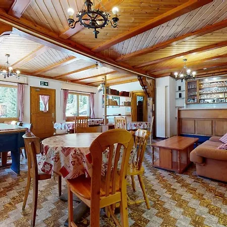 Magnifique Chalet Typique De 26 Couchages A Zinal - Grimentz Dans Le Valais *