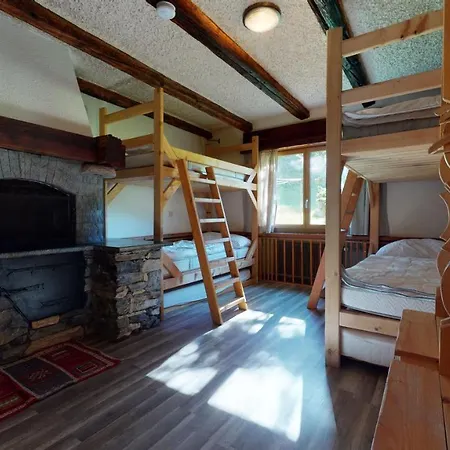 Magnifique Chalet Typique De 26 Couchages A Zinal - Grimentz Dans Le Valais Ayer